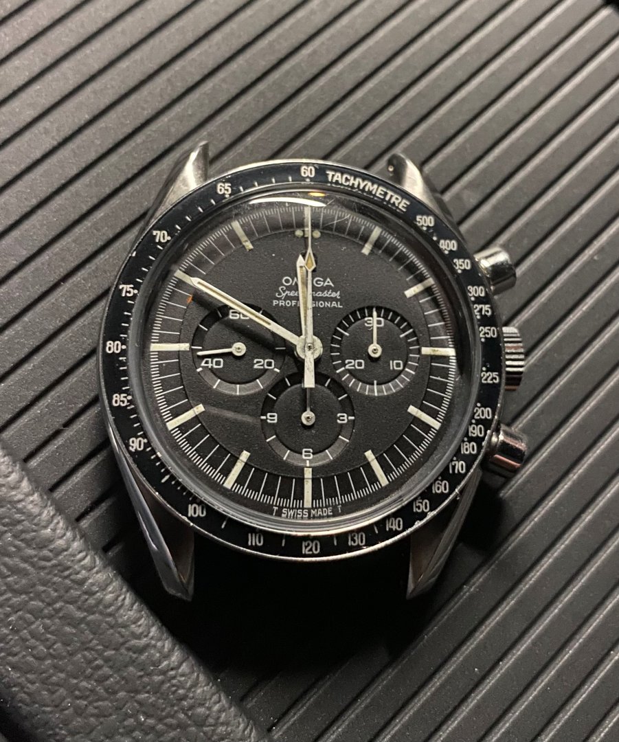 Omega 2.jpg Omega 2.jpg