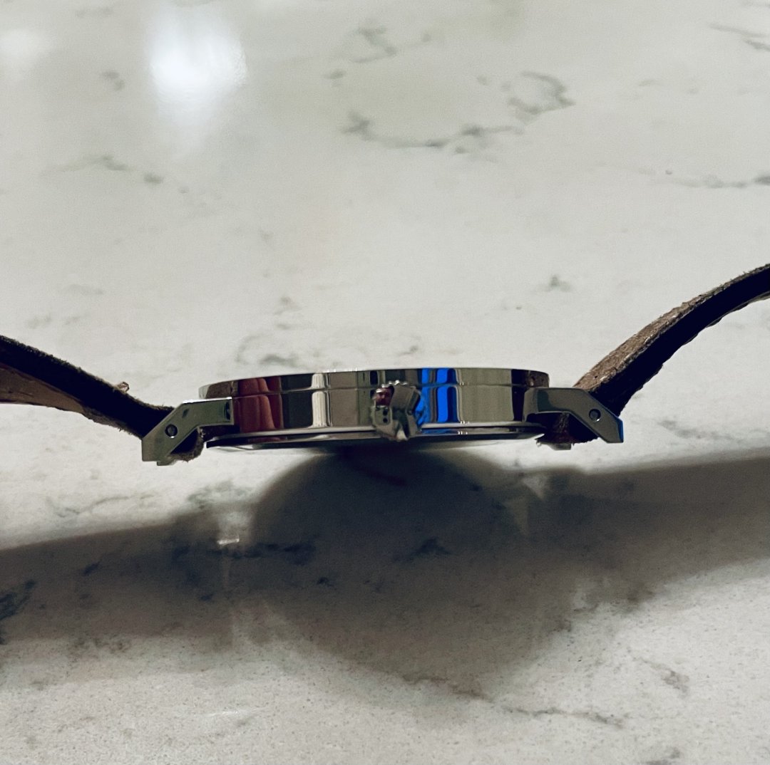 Nomos Tangent 3.jpg Nomos Tangent 3.jpg