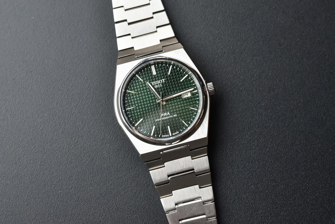 Tissot-PRX-Powermatic-80-Green-Dial-Automatic-T137.407.11.091.00-hands-on-4.jpeg Tissot-PRX-Powermatic-80-Green-Dial-Automatic-T137.407.11.091.00-hands-on-4.jpeg
