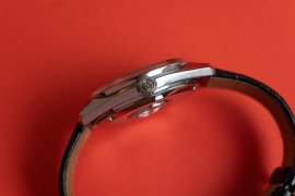 grand-seiko-sbgw047-3.jpg