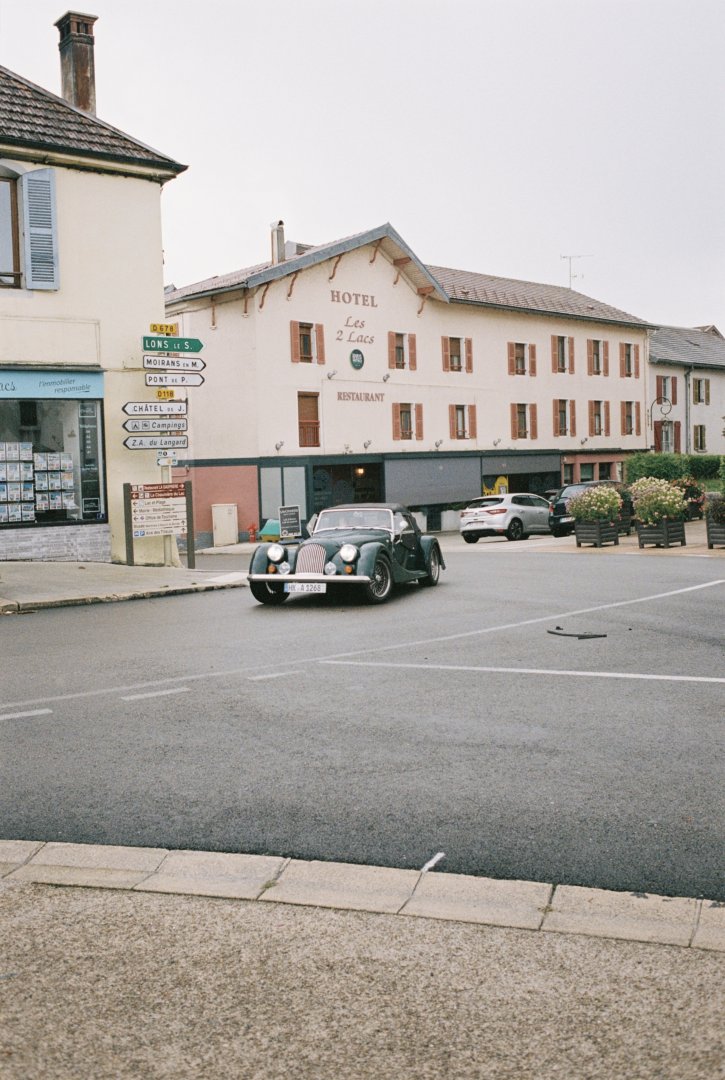 R1-04181-021A.jpeg R1-04181-021A.jpeg