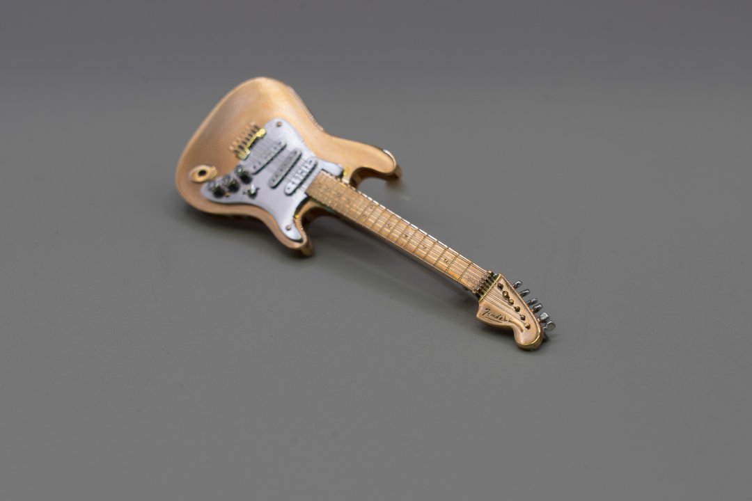 20250515-Gull-Stratocaster-05.jpg