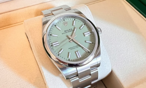 Rolex op1.png Rolex op1.png