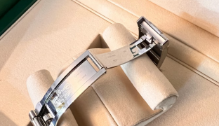 Rolex op9.png Rolex op9.png