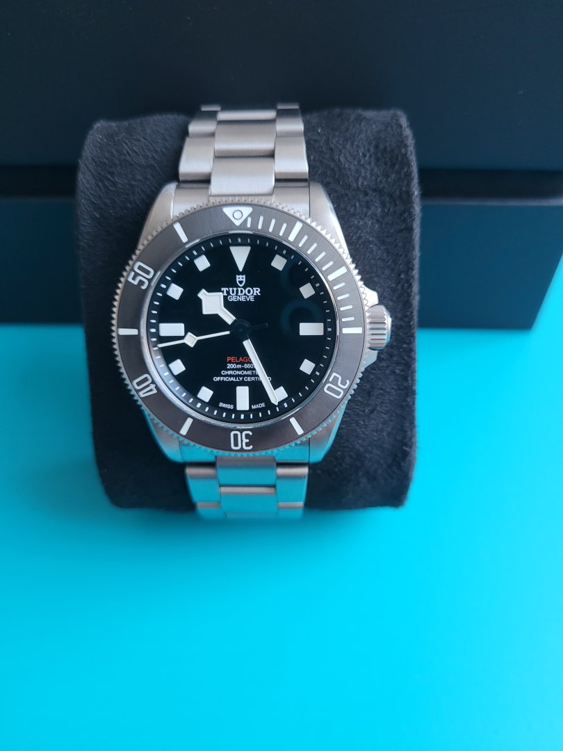 Tudor Pelagos 39mm - nærbilde front.jpg