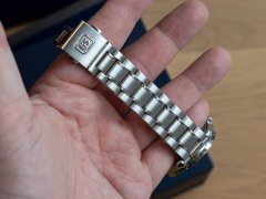 grand-seiko-sbgp001-8.jpg