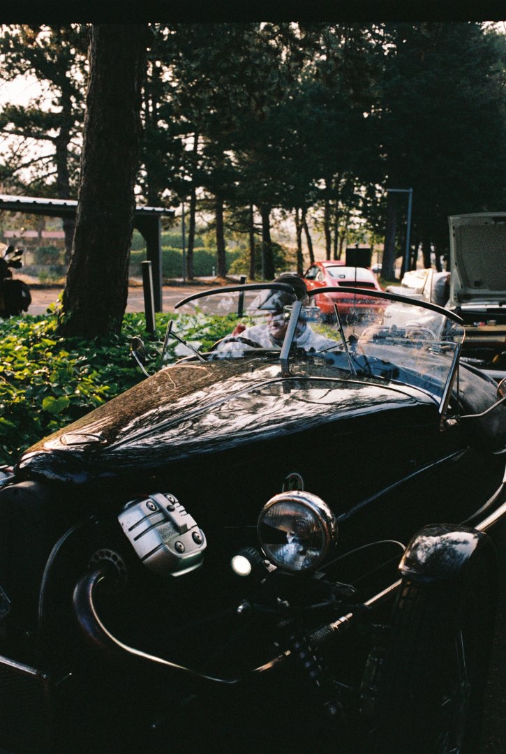 R1-08931-0004.jpeg