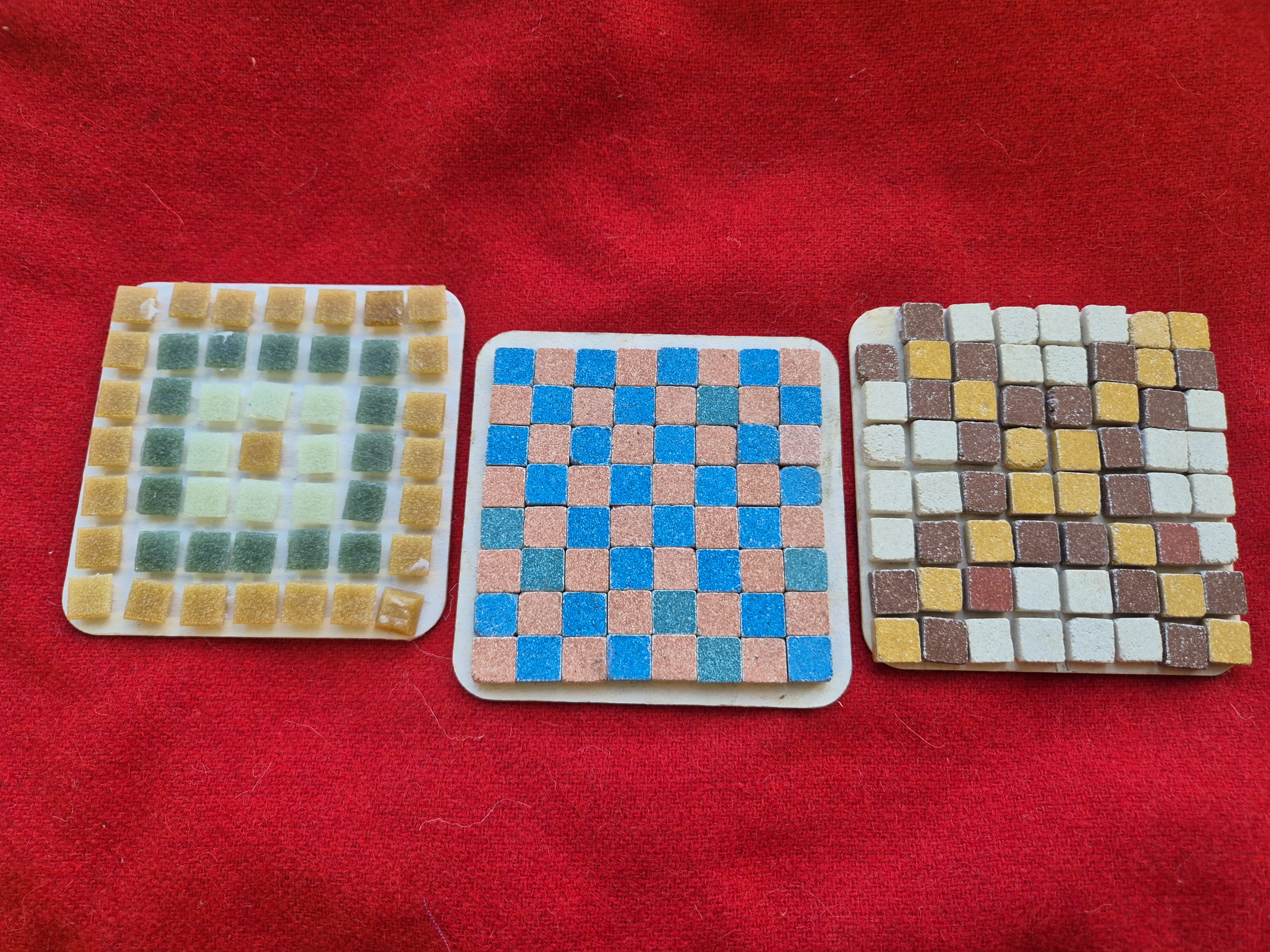 Coasters in mosaic patterns Coasters in mosaic patterns