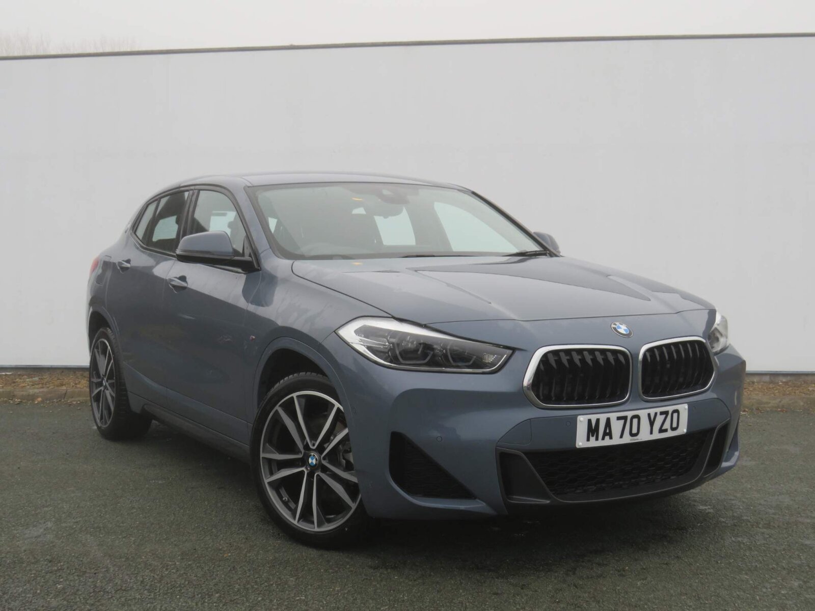 BMW X2