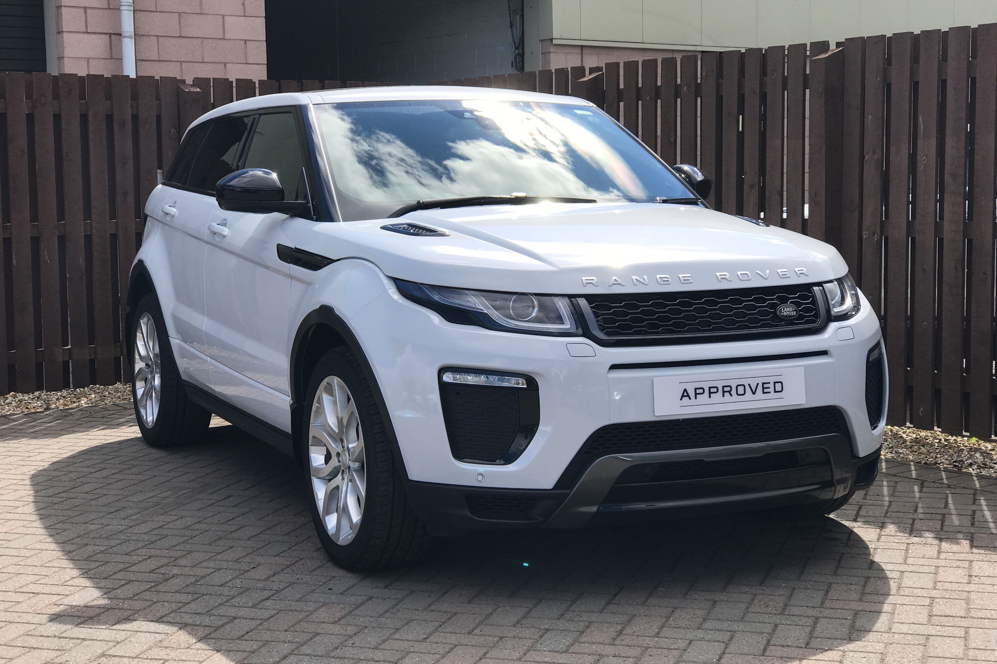 Used Land Rover Range Rover Evoque 2.0 TD4 (180hp) HSE Dynamic For Sale