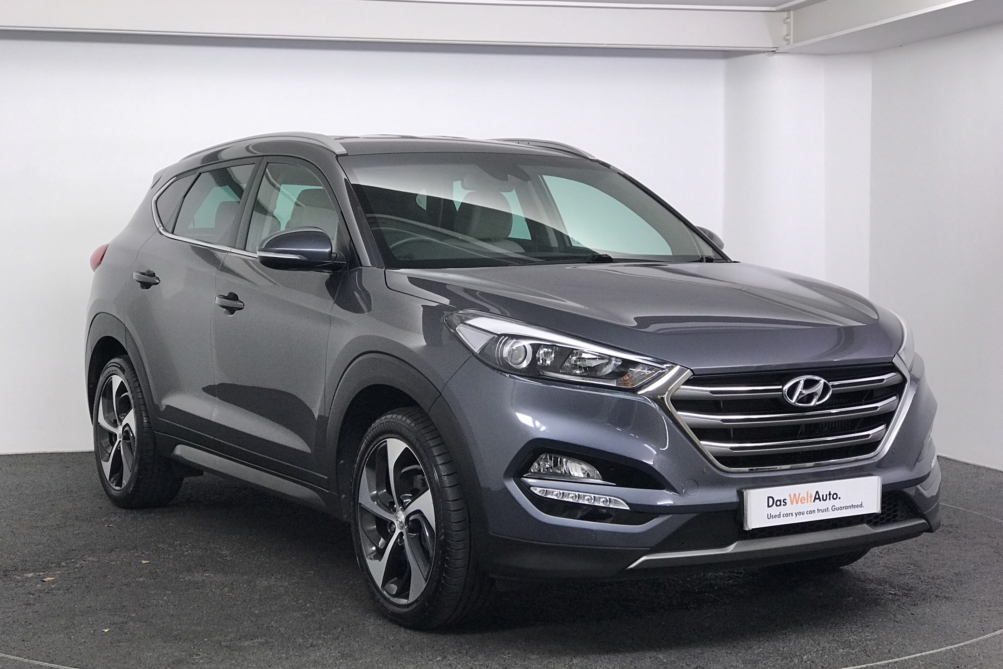 Used Hyundai Tucson 2.0 CRDI Blue Drive Premium 2WD 5 Door 18556