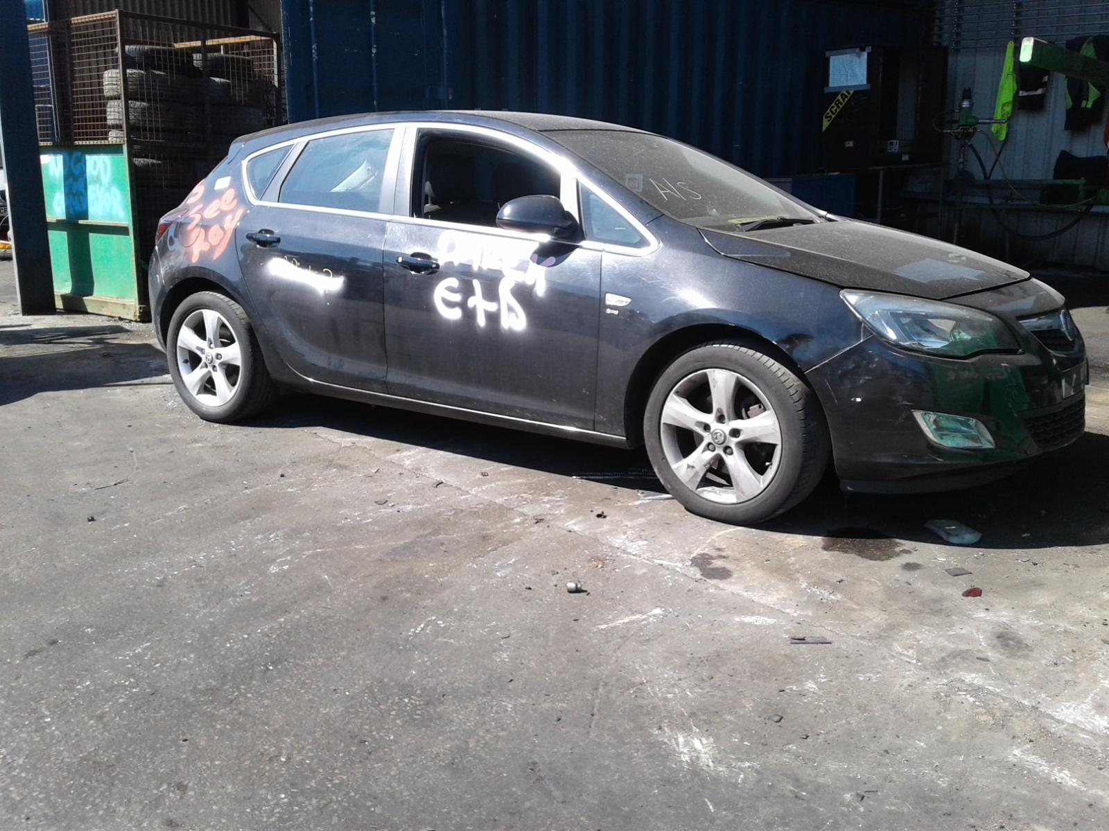 Image for a VAUXHALL ASTRA 2010 5 Door Hatchback