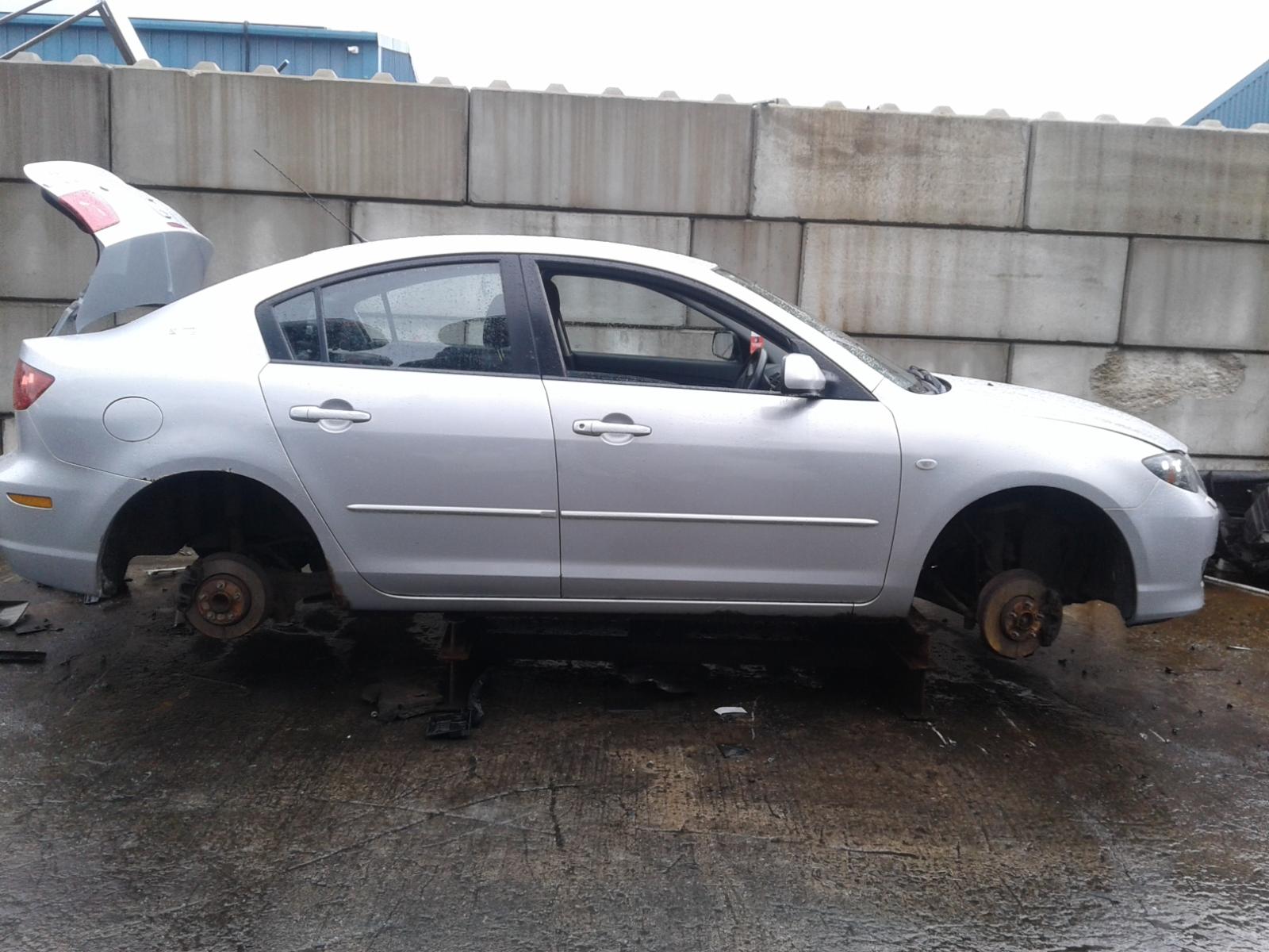 Image for a MAZDA 3 2004 4 Door Saloon