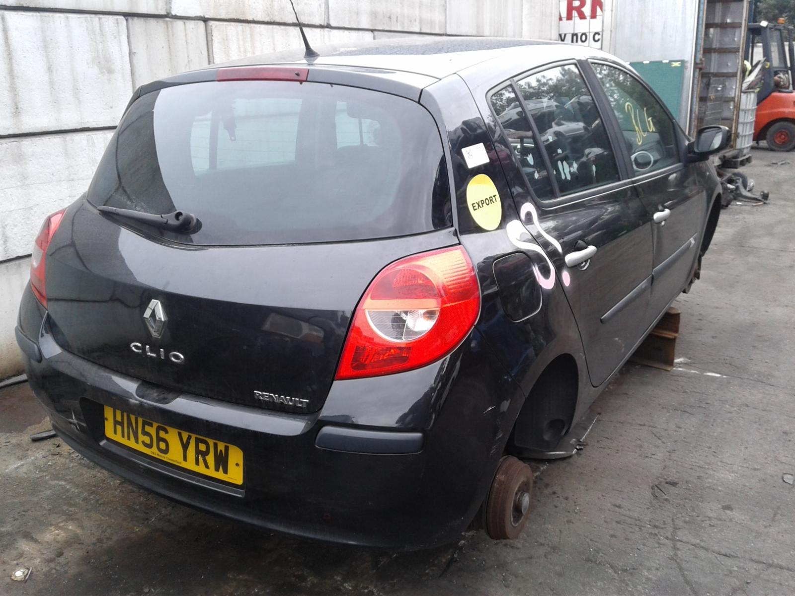 Image for a RENAULT CLIO 2006 5 Door Hatchback
