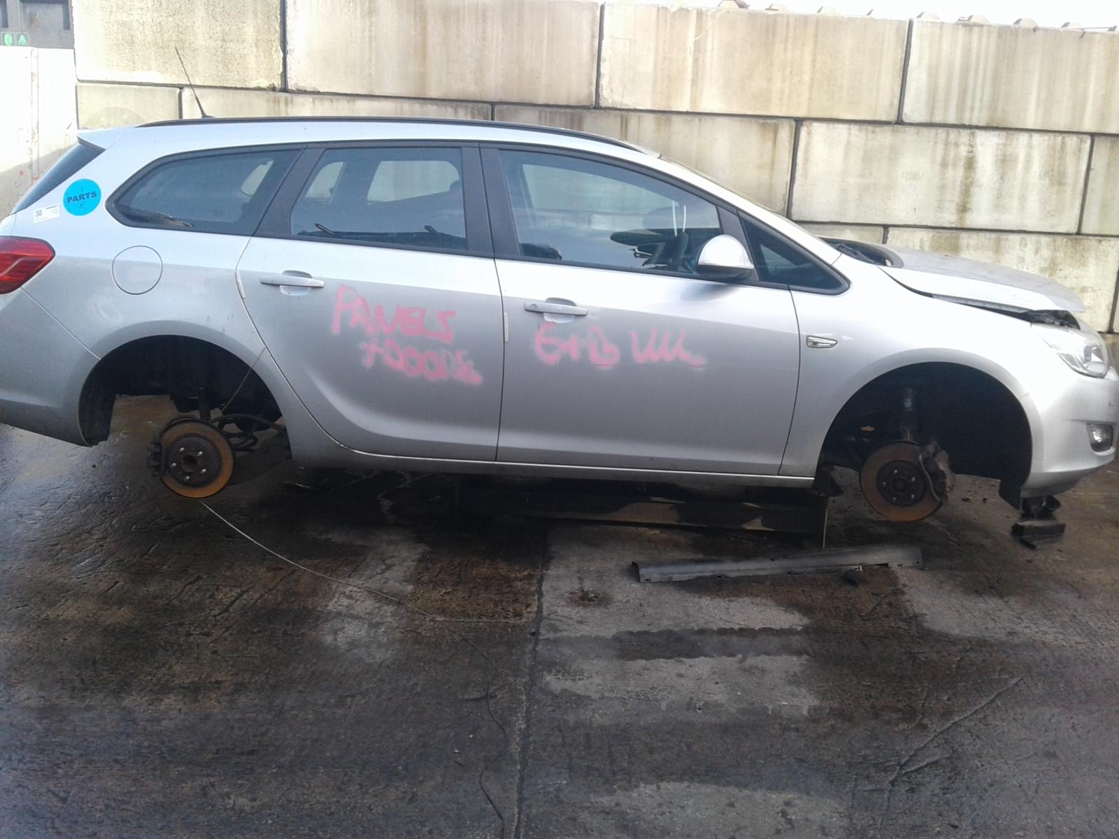 Image for a VAUXHALL ASTRA 2011 5 Door Estate