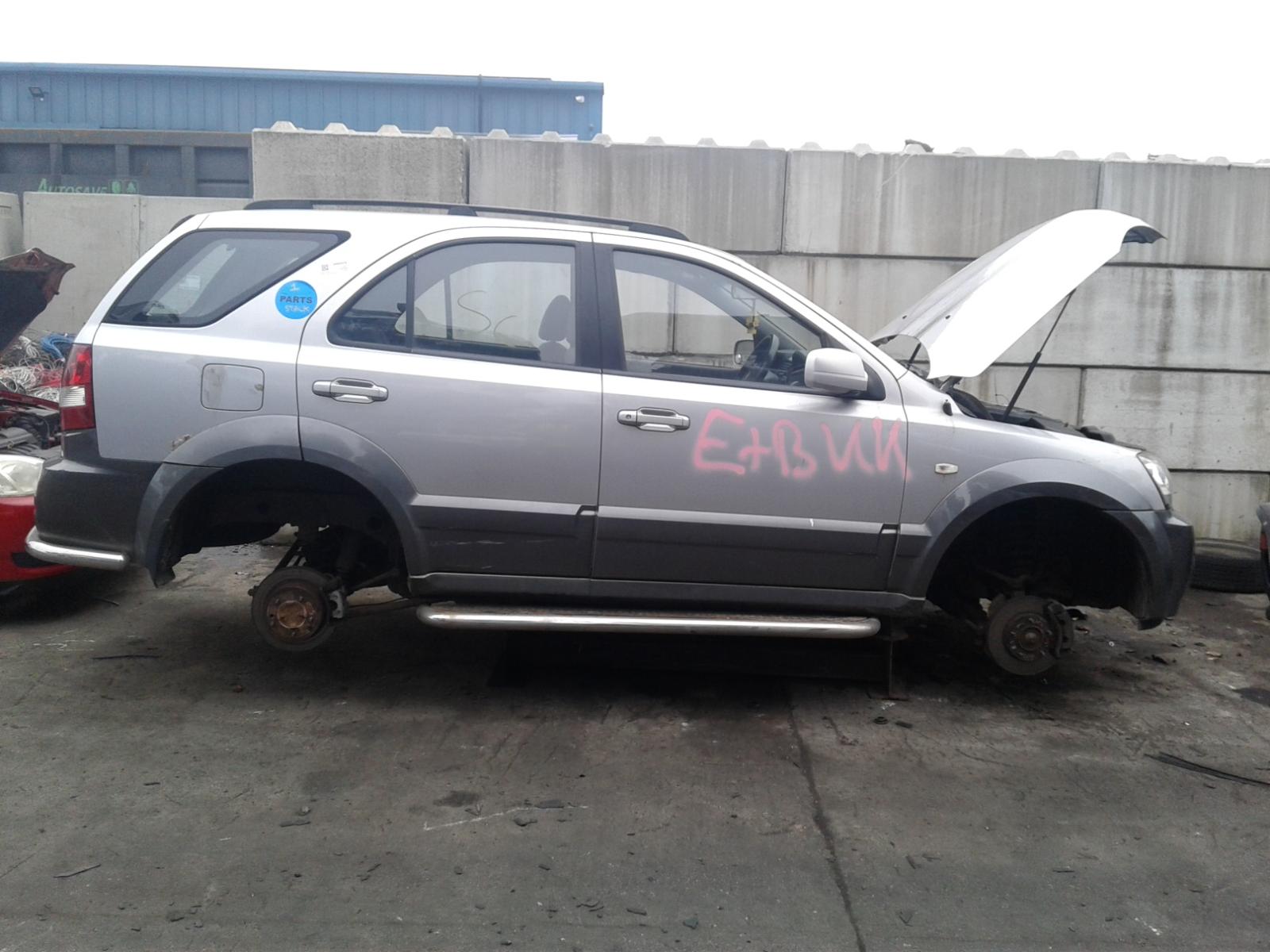 Image for a KIA SORENTO 2004 5 Door Estate