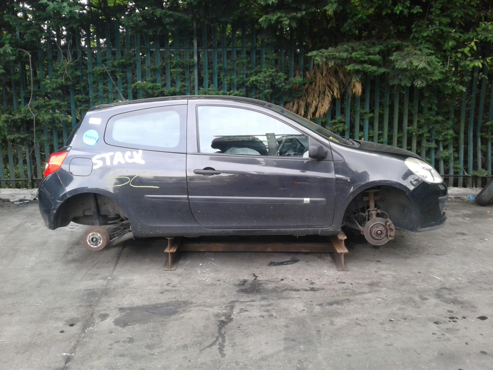 Image for a RENAULT CLIO 2007 3 Door Hatchback