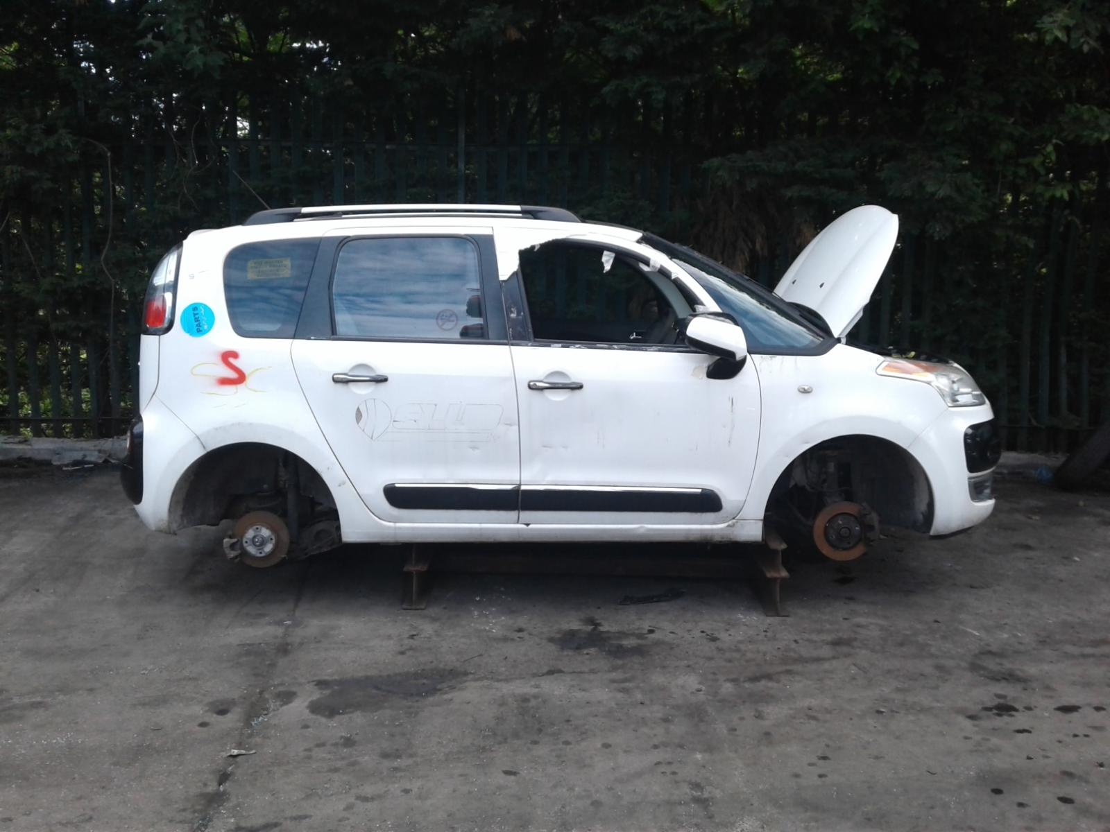 Image for a CITROEN C3 PICASSO 2010 5 Door BODYSTYLE.MPV