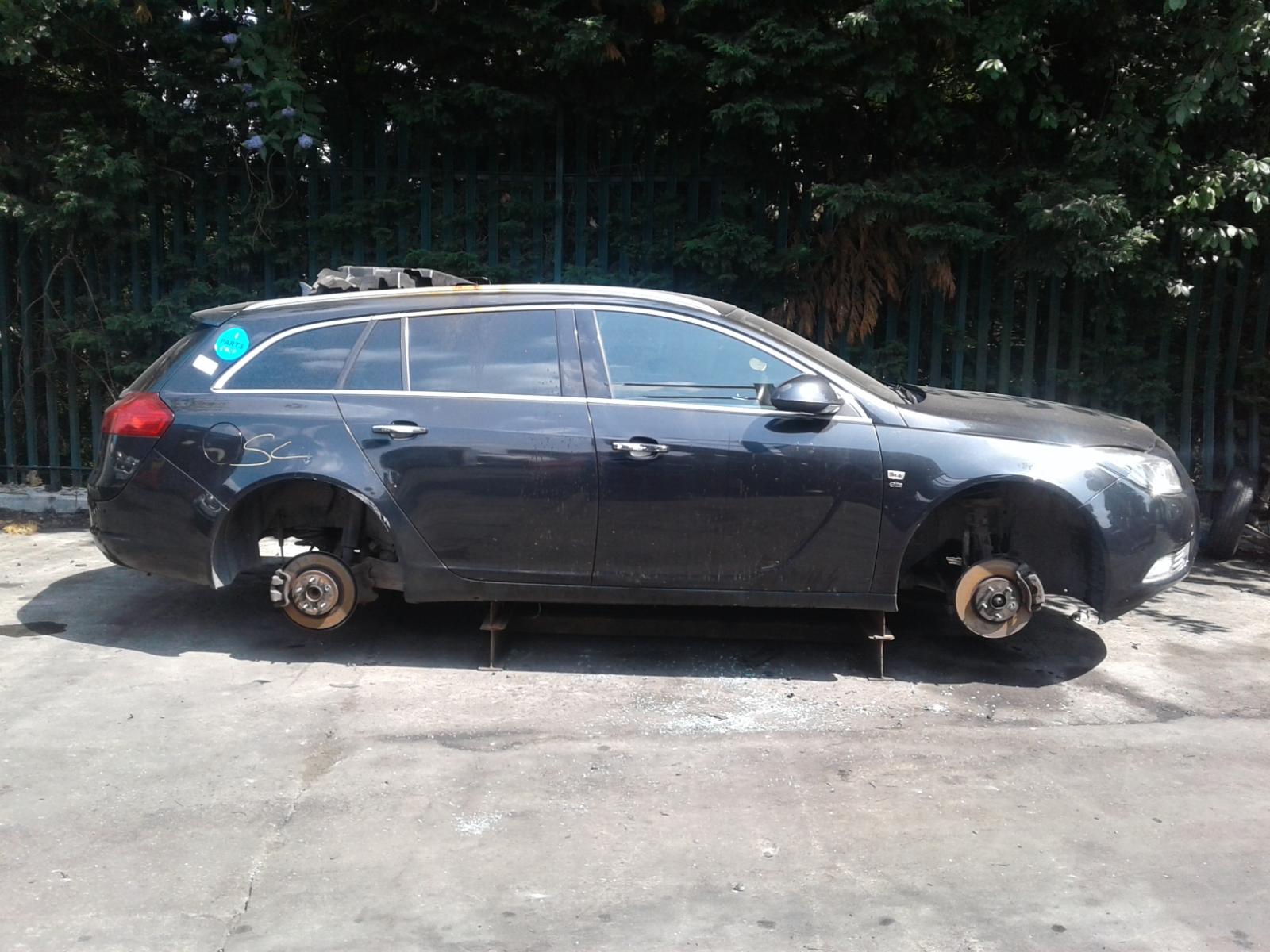 Image for a VAUXHALL INSIGNIA 2011 5 Door Estate