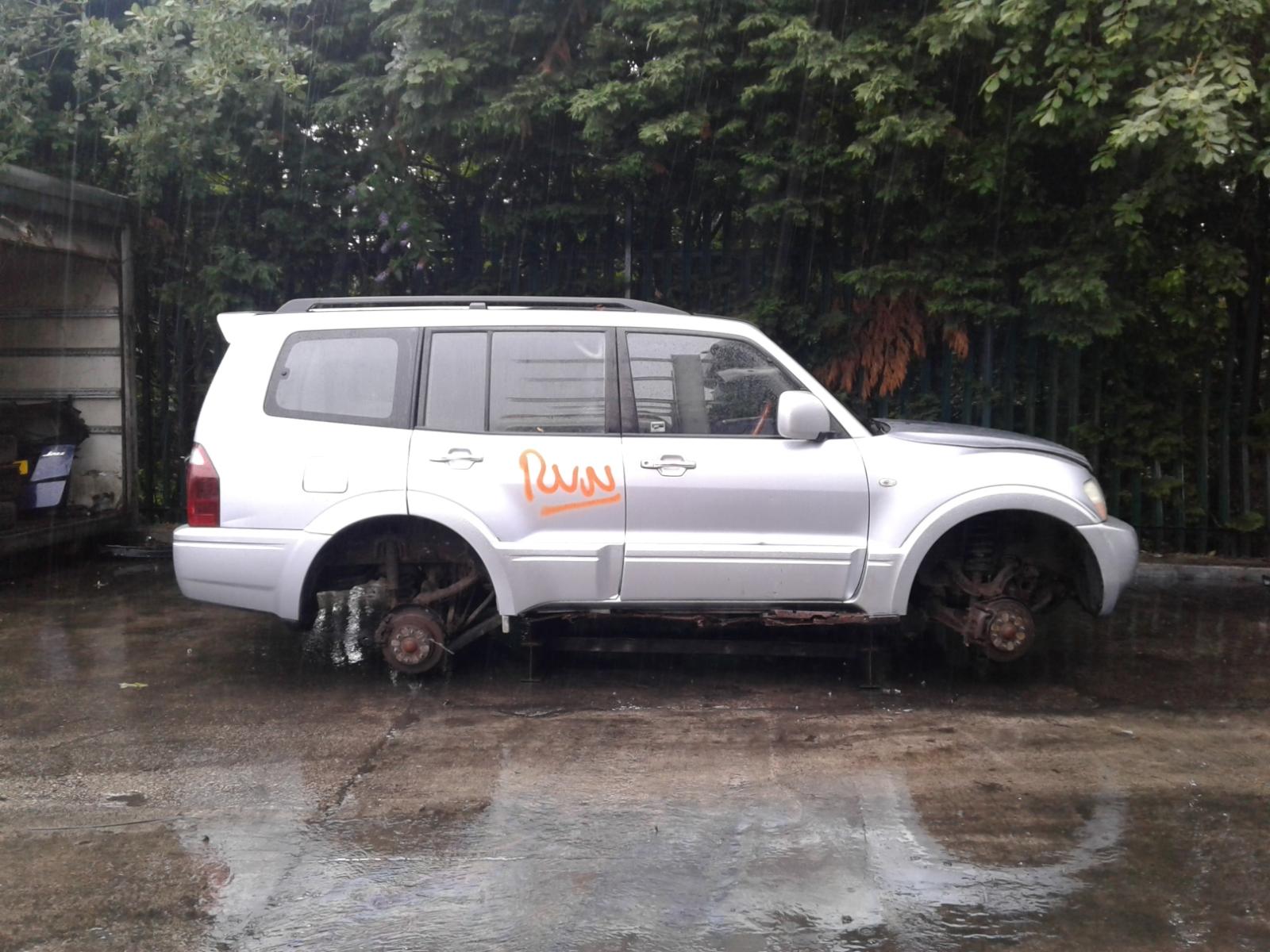 Image for a MITSUBISHI SHOGUN 2004 5 Door Estate