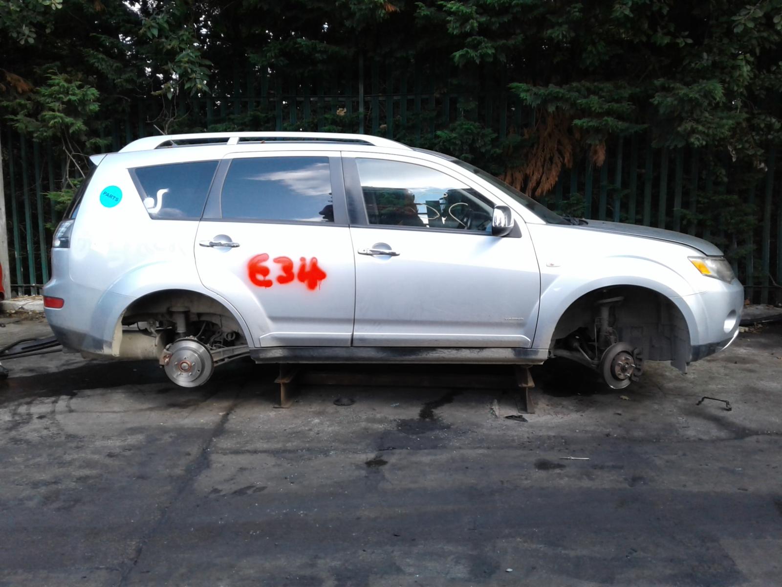 Image for a MITSUBISHI OUTLANDER 2007 5 Door Estate