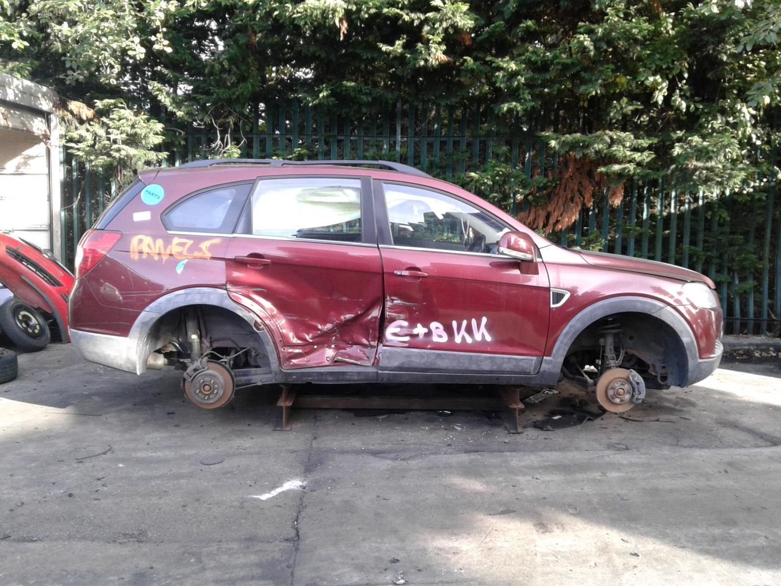 Image for a CHEVROLET CAPTIVA 2008 5 Door Estate