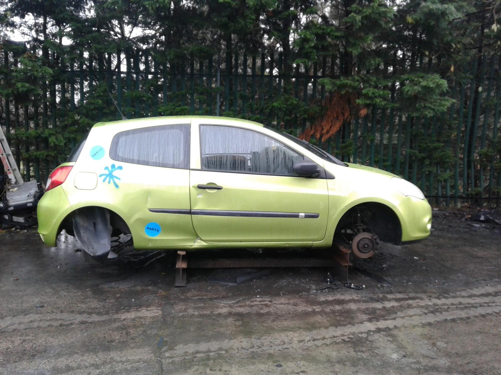Image for a RENAULT CLIO 2009 3 Door Hatchback