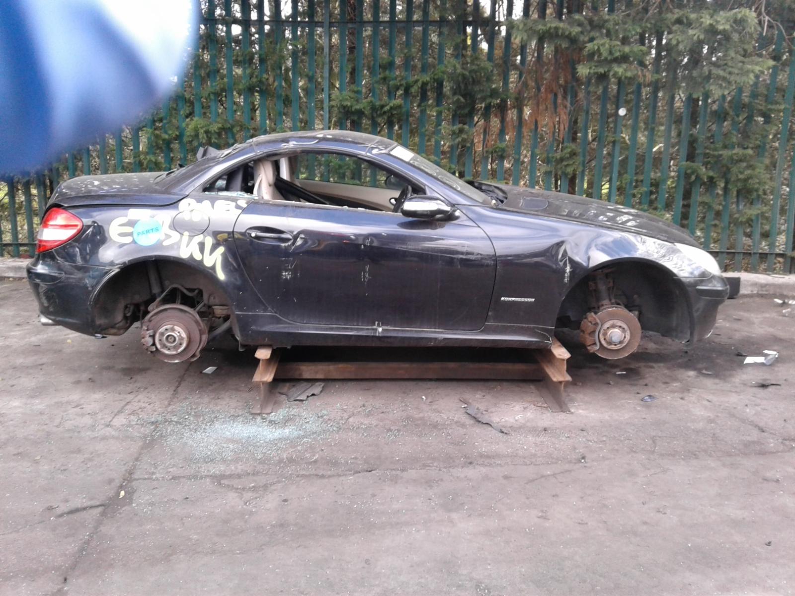 Image for a MERCEDES SLK 2006 2 Door Unknown