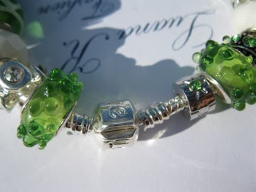 *Neu* Wunderschönes Armband mit Beads 