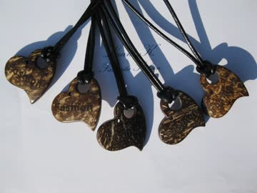 Lederkette, schwarz, mit Anhänger *NEU* 