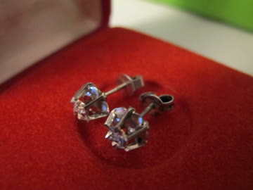 Ohrringe 18 karat mit Brillant