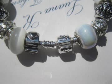 *Aktion* Wunderschönes Armband mit Beads *NEU*