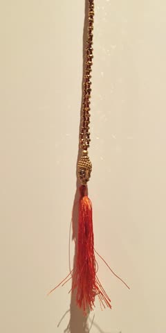 Halskette mit Buda Anhänger