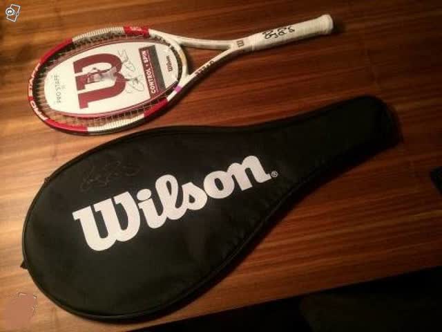 Tennis Racket von Roger Federer mit orig. Unterschrift