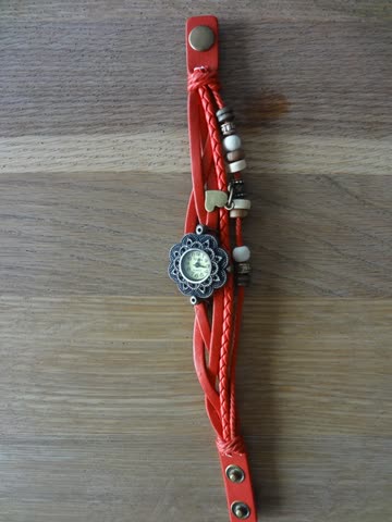 Exsila Artikel: !NEU! Rote Mode-Uhr 