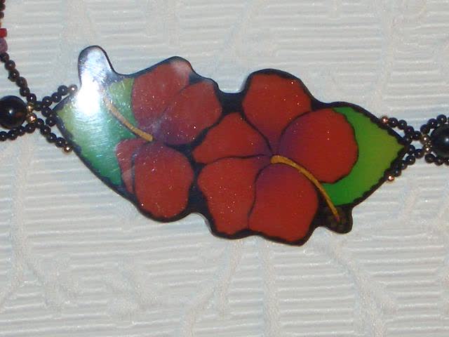 Asymmetrische Kette australische Flora "Roter Hibiscus" Neu