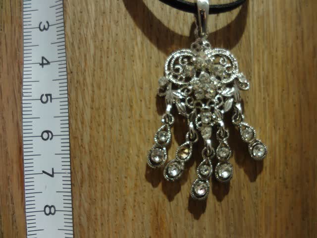 !NEU! Hübsche Halskette