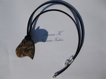 Lederkette, schwarz, mit Anhänger *NEU*