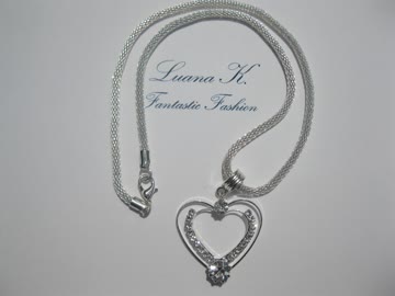Exsila Artikel: Kette mit speziellem Herzanhänger *NEU*