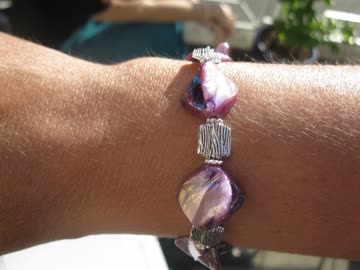 Armband, versilbert mit Muschelperlen *NEU*