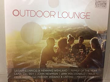SARAH CONNOR-AMY MC DONALD-JOHN NEWMAN - OUTDOOR LOUNGE