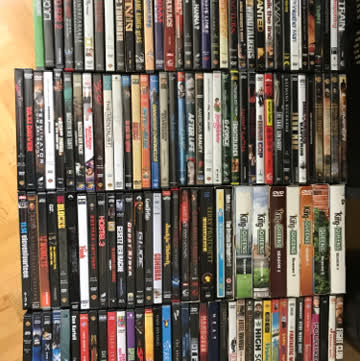 260 DVDs inklusive diverse DVD Boxen