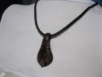 Exsila Artikel: Lederkette mit Glasanhänger *NEU*