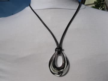 Exsila Artikel: Lederkette mit Glasanhänger *NEU*