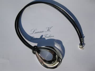 Lederkette mit Glasanhänger *NEU*