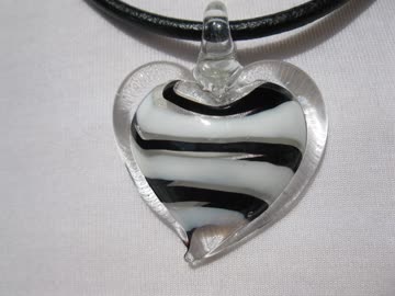 Exsila Artikel: Lederkette mit Glasanhänger *NEU*