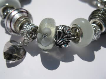 Wunderschönes Armband mit Beads *NEU*