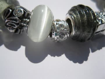 Wunderschönes Armband mit Beads *NEU*