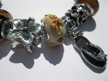 Wunderschönes Armband mit Beads *NEU*