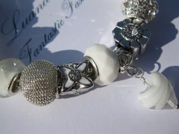 Wunderschönes Armband mit Beads *NEU*